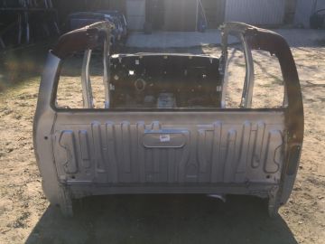 Задня частина TOYOTA TACOMA 05-15
