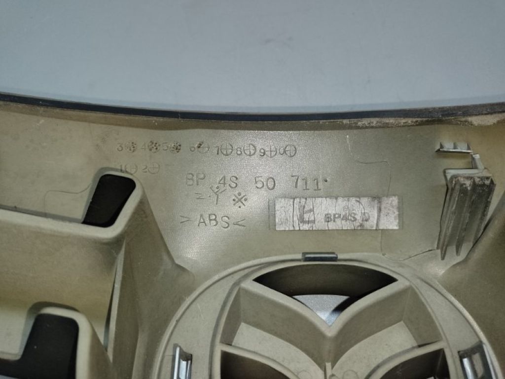 BP4S-50-710D08 | Решітка радіатора MAZDA 3 BK 03-08 - Фото 3