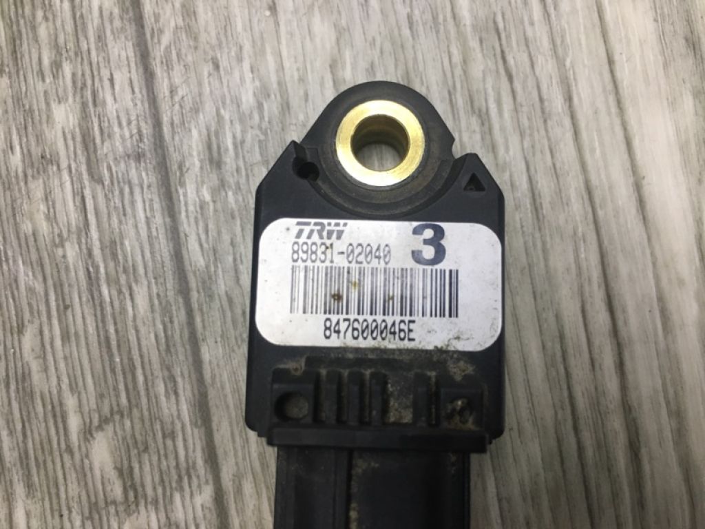 8983102040 | Датчик удару TOYOTA TACOMA 05-15 - Фото 4