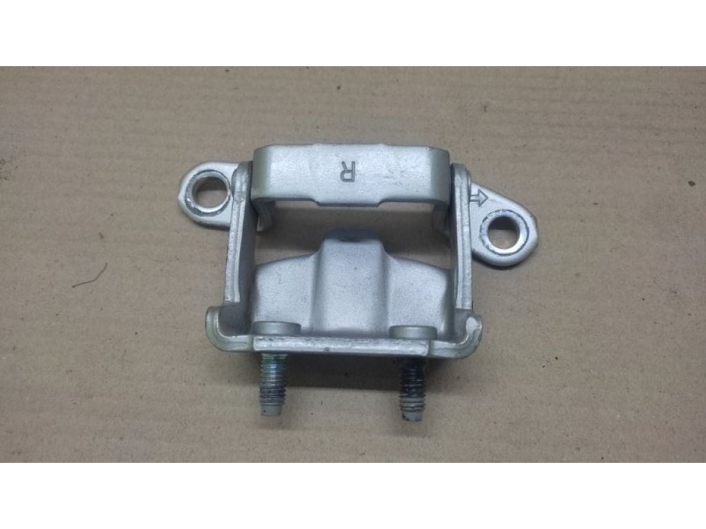 82400-5HA0A | Петля двері верхня задн. прав. NISSAN X-TRAIL/ROGUE T32 13-20 - Фото 2