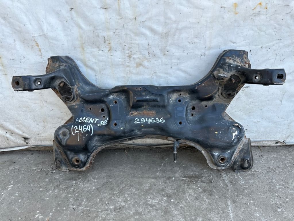 62400-1R000 | Балка передньої підвіски HYUNDAI ACCENT RB 10-