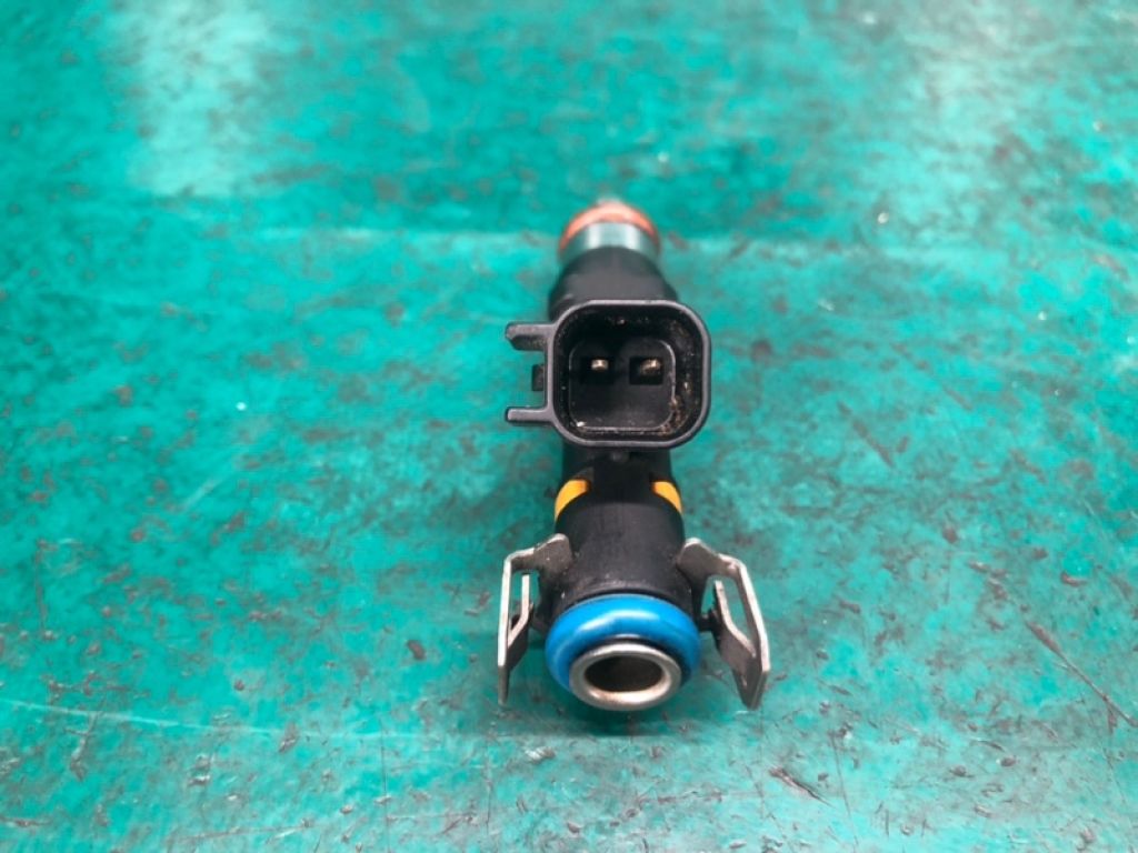 L3G5-13-250 | Форсунка паливна MAZDA 3 BK 03-08 - Фото 4