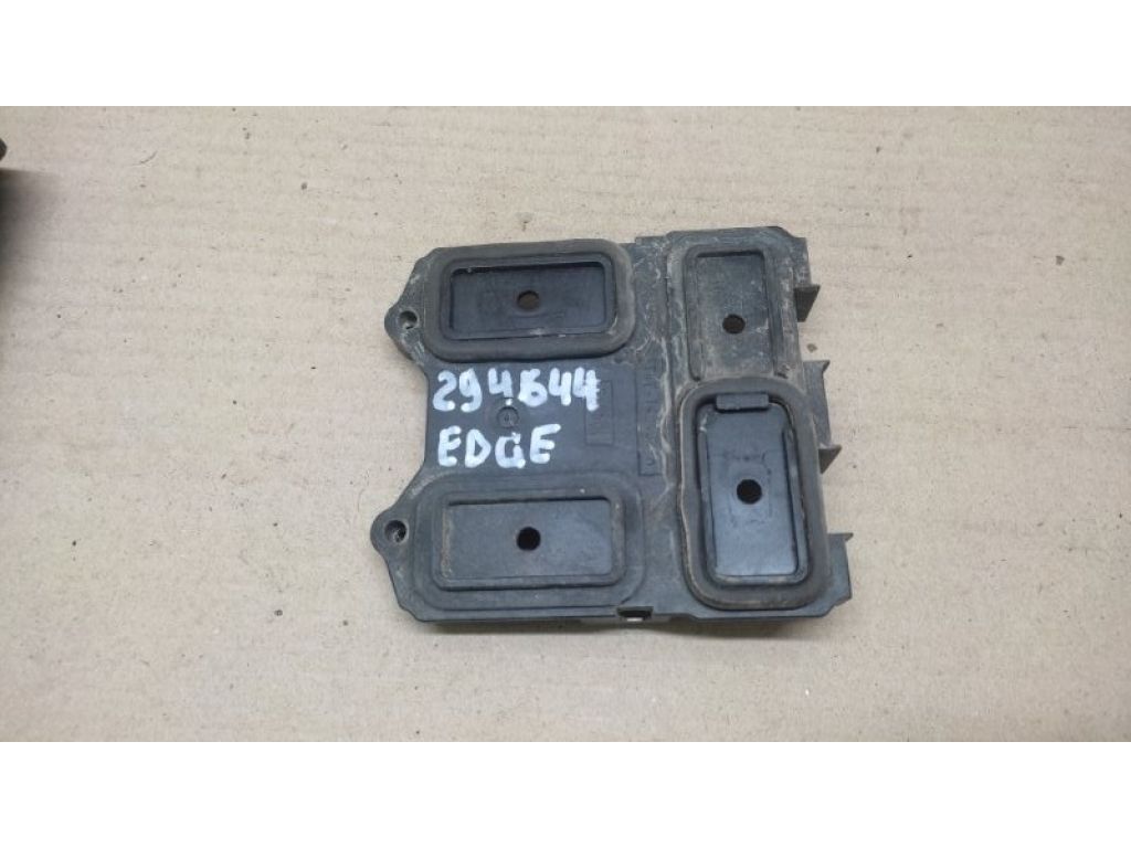 FT4Z-14D189-A | Кронштейн датчика слепых зон FORD EDGE 15-