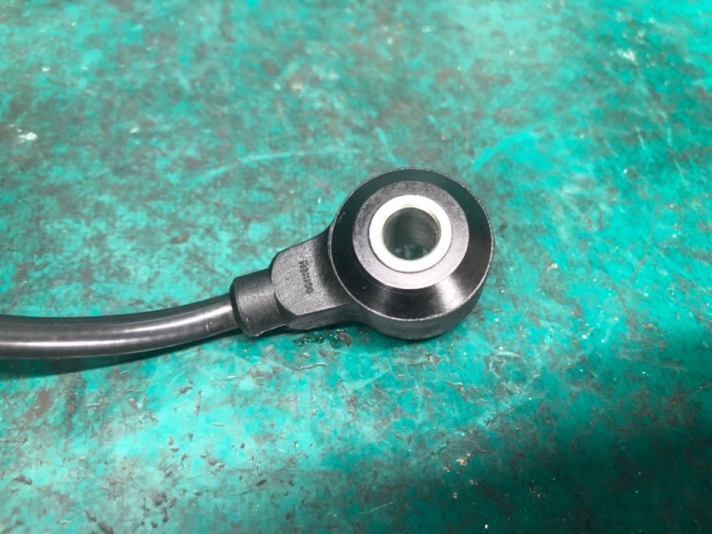 1S7Z-12A699-BB | Датчик детонації FORD FOCUS 10-18 - Фото 4