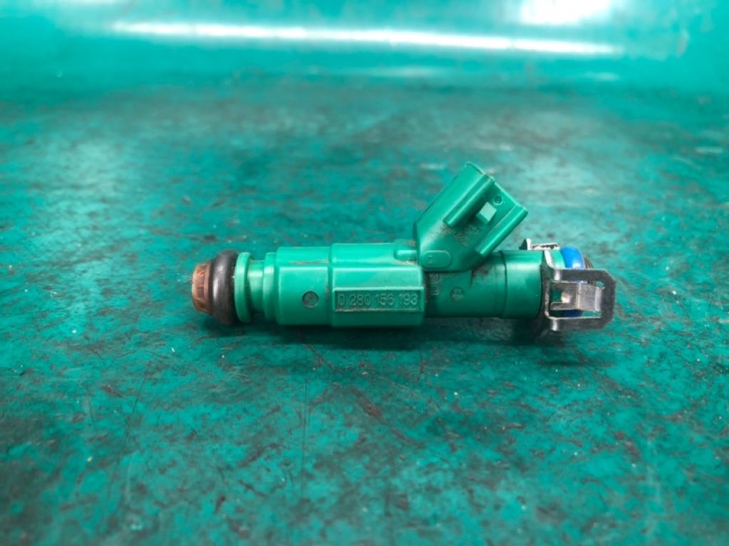 L361-13-250 | Форсунка топливная MAZDA 6 GG 02-07 - Фото 3