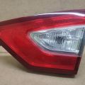 DS7Z-13404-A | Фонарь внутренний прав. FORD FUSION 14-