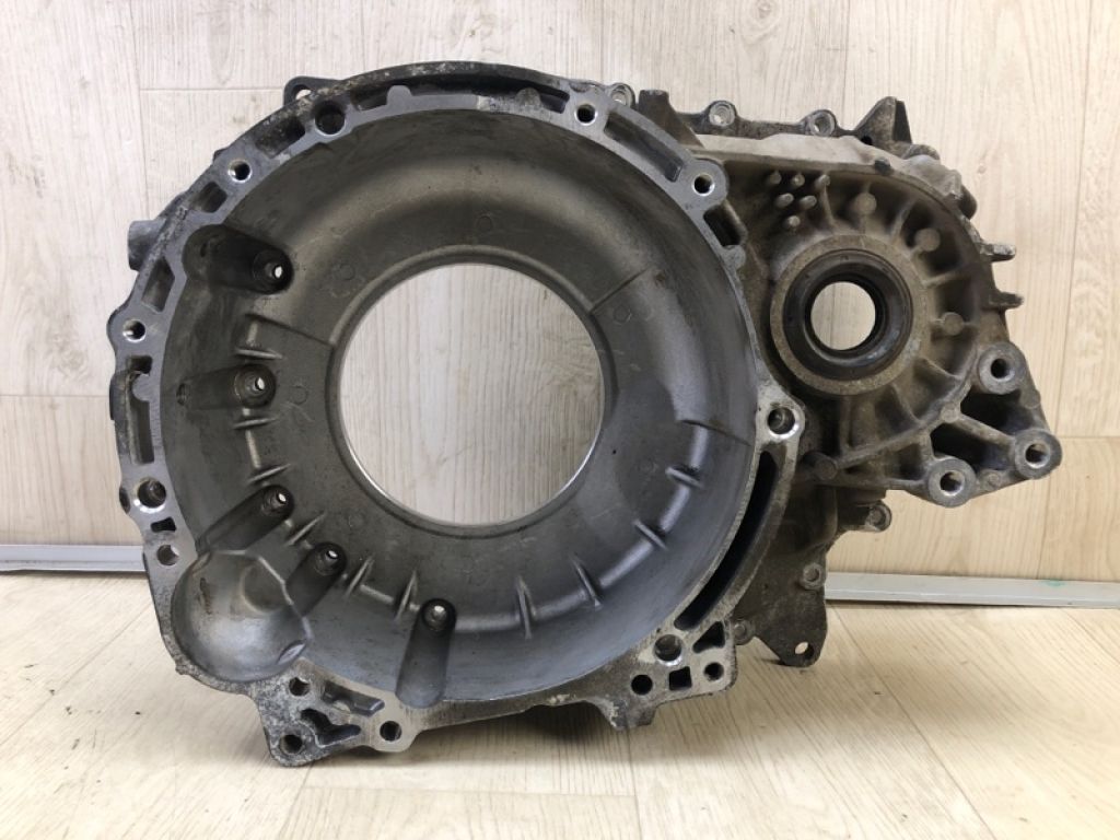 68219825AB | Кришка АКПП передн. JEEP PATRIOT 10-17