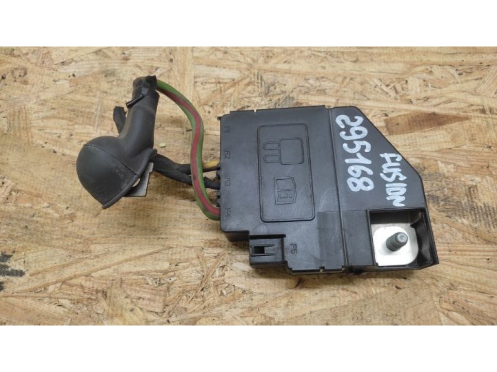 DU5Z-14526-AA | Блок предохранителей моторный отсек FORD FUSION 14-