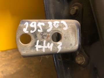 Петля двери нижняя задн. прав. TOYOTA COROLLA 150 06-13