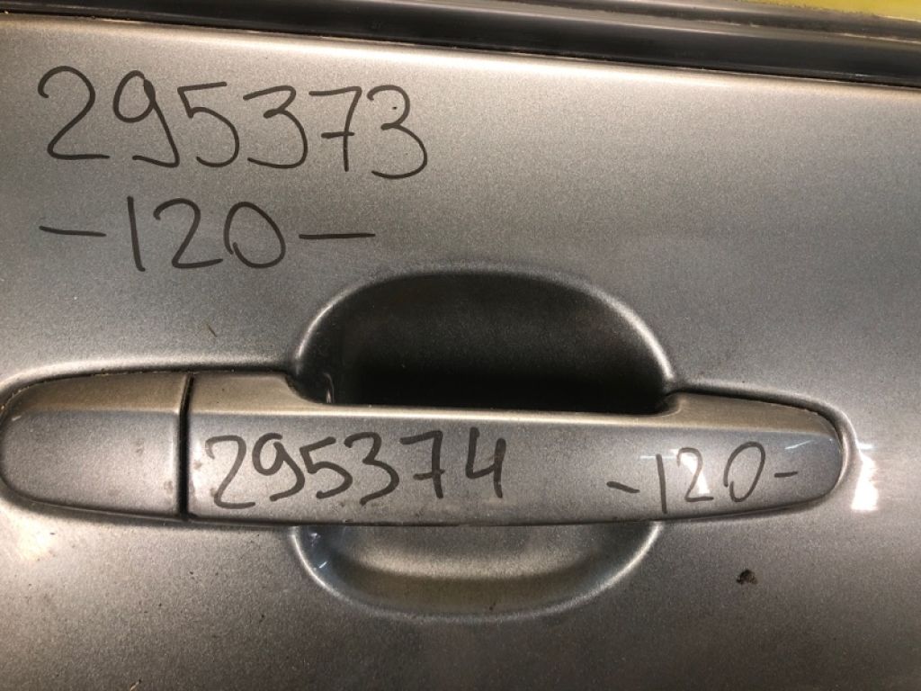 69211-05903 | Ручка двери наружная передн. прав. TOYOTA COROLLA 120 00-07