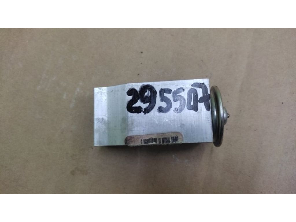 92200-3KA0A | Клапан кондиционера задн. NISSAN PATHFINDER R52 12-21