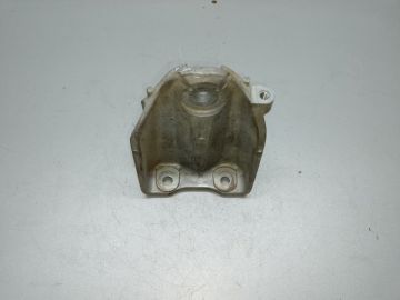Кронштейн опоры двигателя задн. NISSAN PATHFINDER R52 12-21