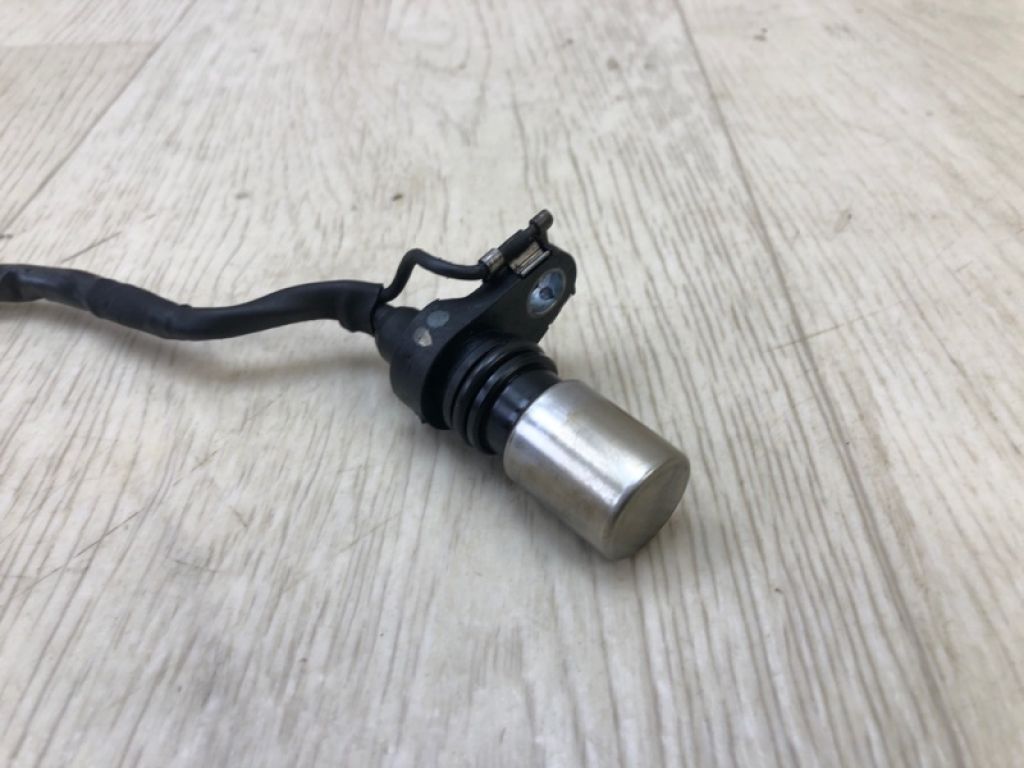 9008019024 | Датчик положения коленвала TOYOTA SOLARA 03-09