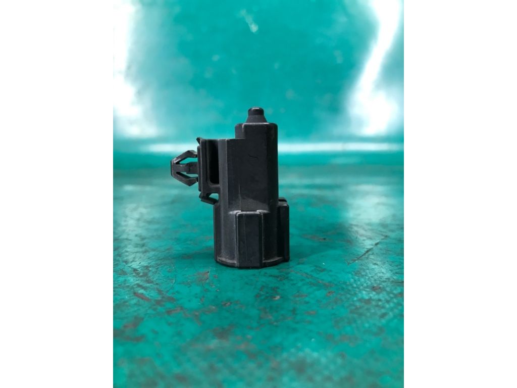 27722-1VA0A | Датчик температуры наружного воздуха NISSAN FRONTIER 04-21