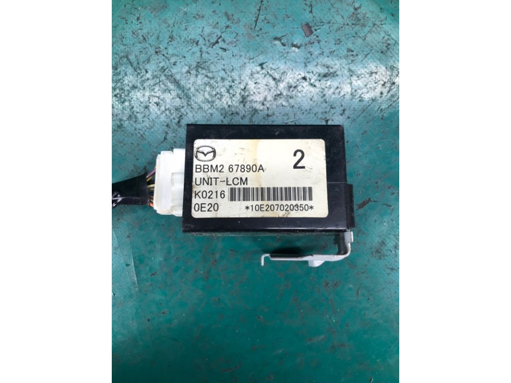 BBM2-67-890A | Блок управления освещением MAZDA 3 BL 09-13 - Фото 2