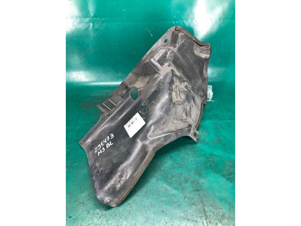 BBM2-42-298D | Защита горловины топливного бака MAZDA 3 BL 09-13 - Фото 3