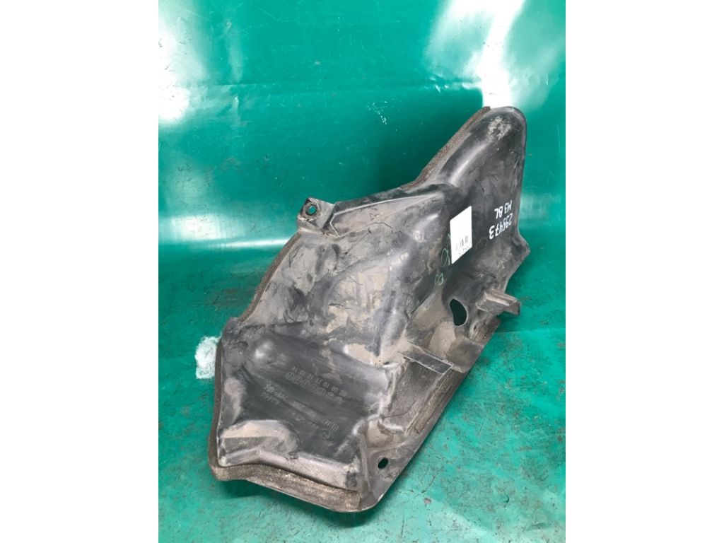 BBM2-42-298D | Защита горловины топливного бака MAZDA 3 BL 09-13 - Фото 4