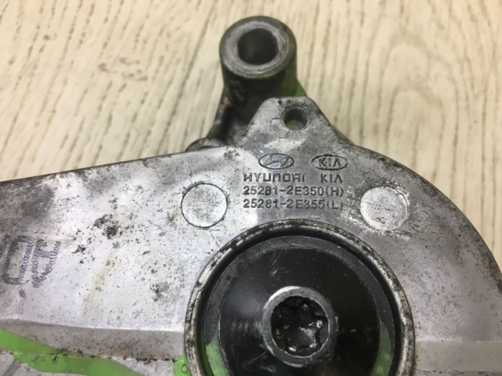 252812E355 | Натягувач ременя генератора HYUNDAI ELANTRA AD 16- - Фото 4