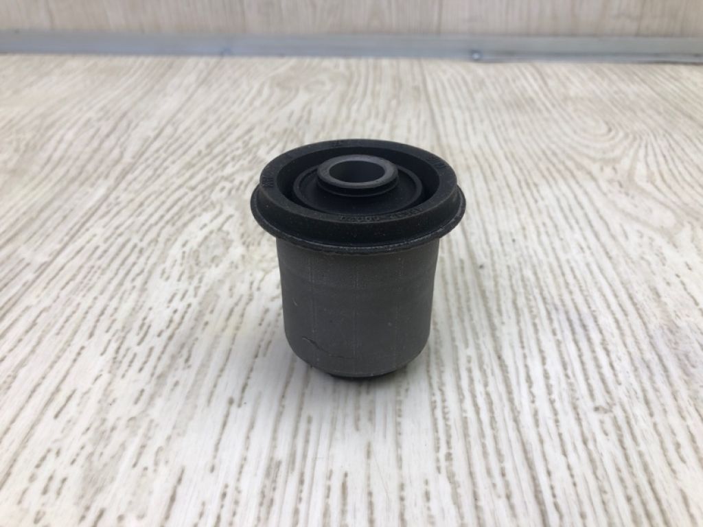 4863260020 | Сайлентблок передн. LEXUS GX470 02-09