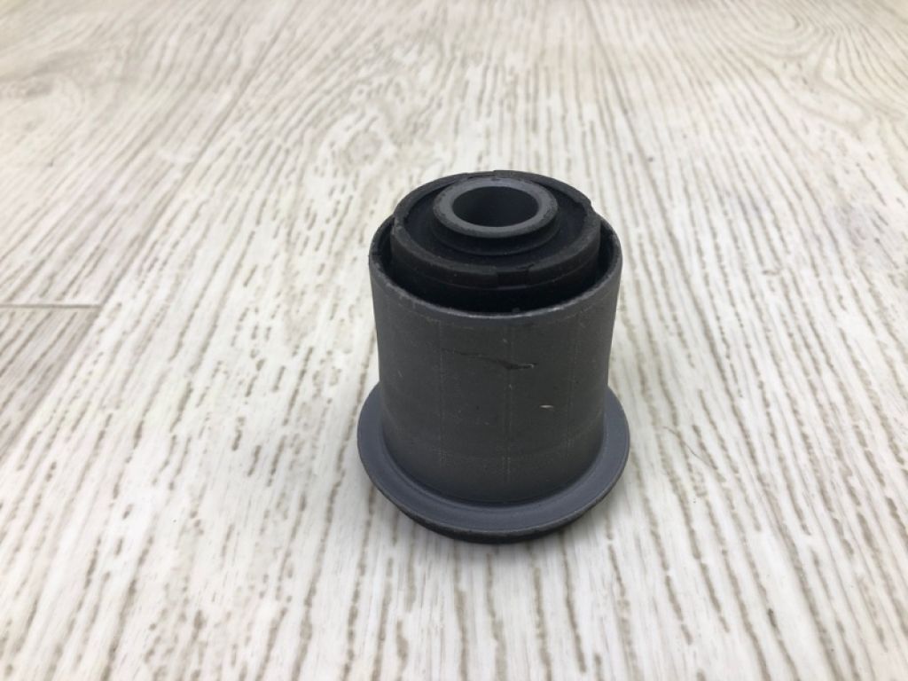 4863260020 | Сайлентблок передн. LEXUS GX470 02-09 - Фото 2