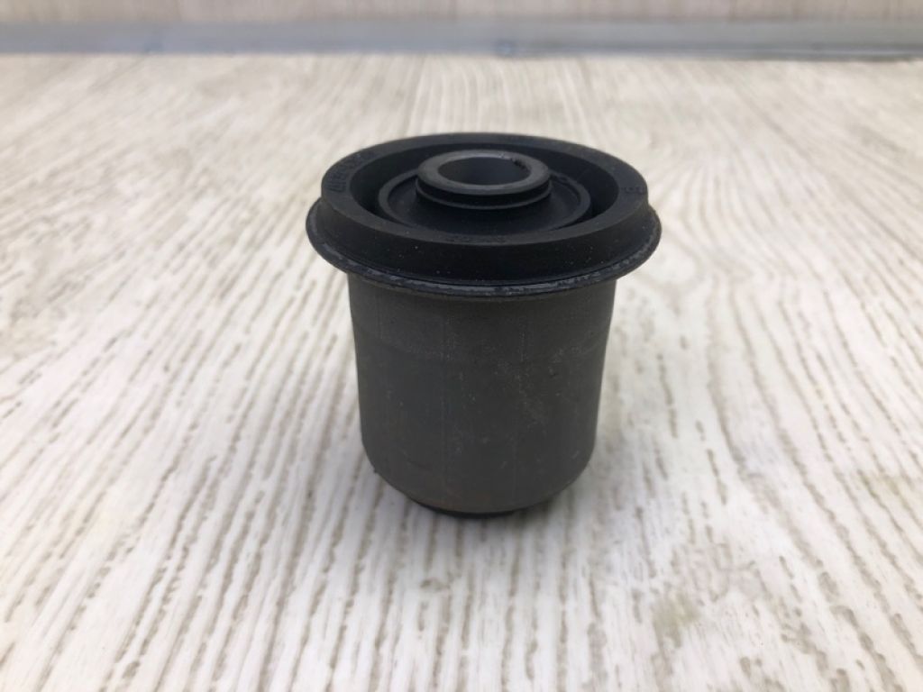 4863260020 | сайлентблок передн. LEXUS GX470 02-09