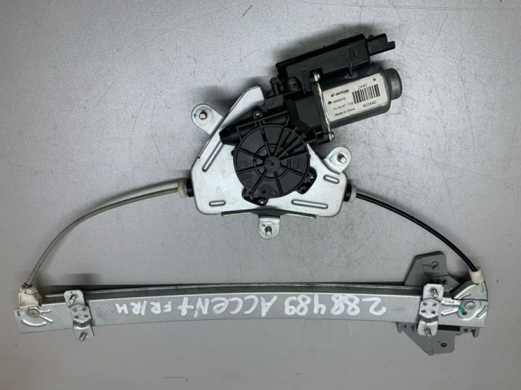 82404-1R110 | Склопідйомник передн. прав. HYUNDAI ACCENT RB 10-