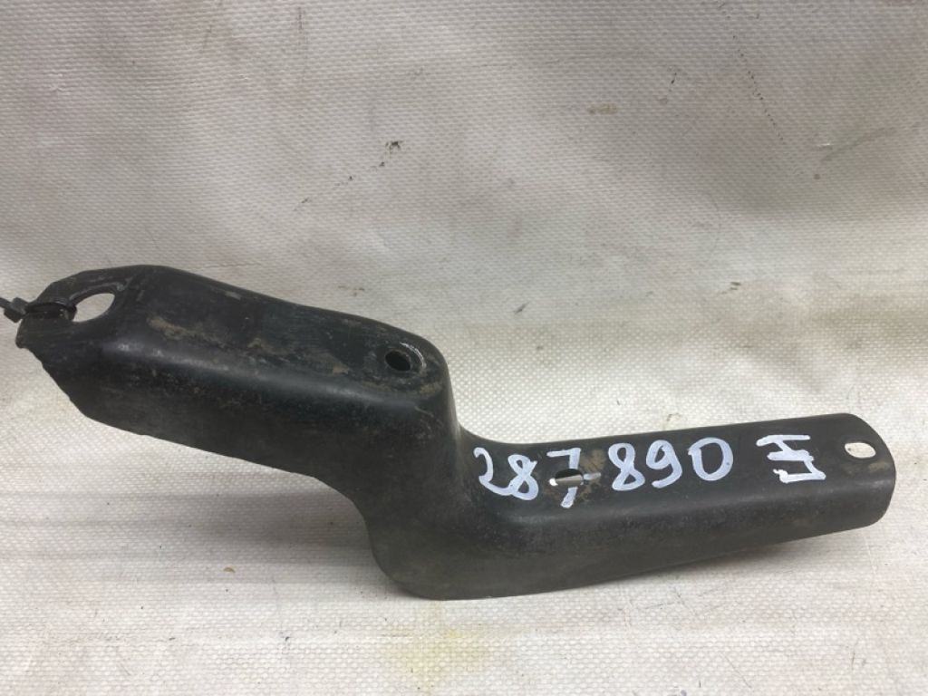 51793-60170 | Кронштейн подножки лев. TOYOTA LAND CRUISER 200 08-21