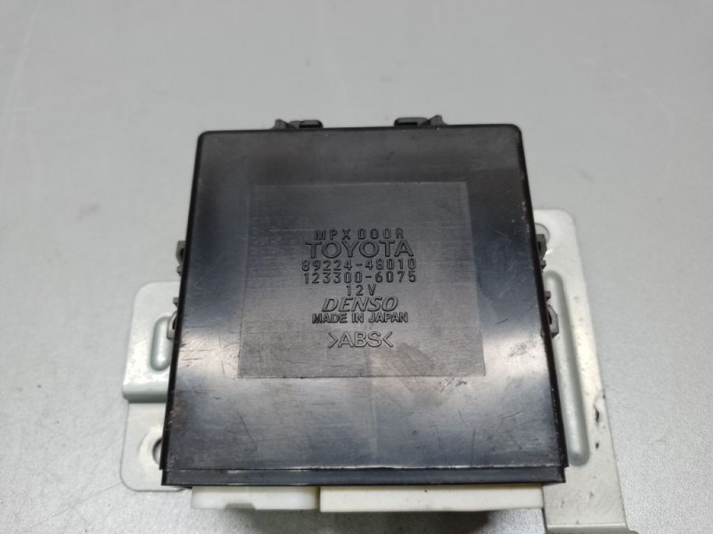 89224-48010 | Блок управления дверей задн. прав. LEXUS RX300 98-03 - Фото 4