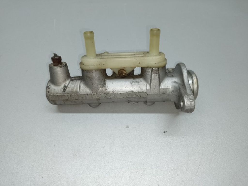 47201-48070 | Главный тормозной цилиндр LEXUS RX300 98-03 - Фото 4