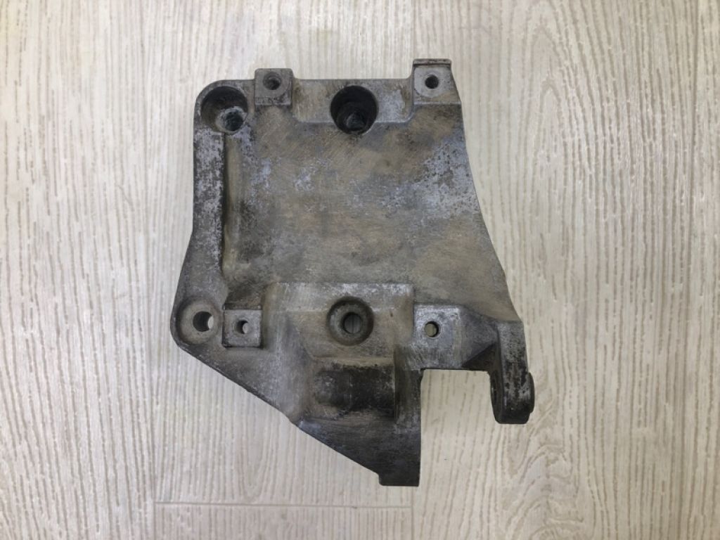 38930-RCA-A01 | Кронштейн компресора кондиціонера HONDA ACCORD (UC) 02-08