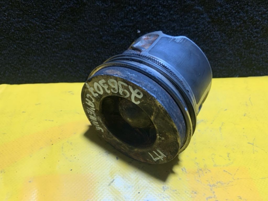 958 103 034 20 | Поршень PORSCHE CAYENNE 10-18