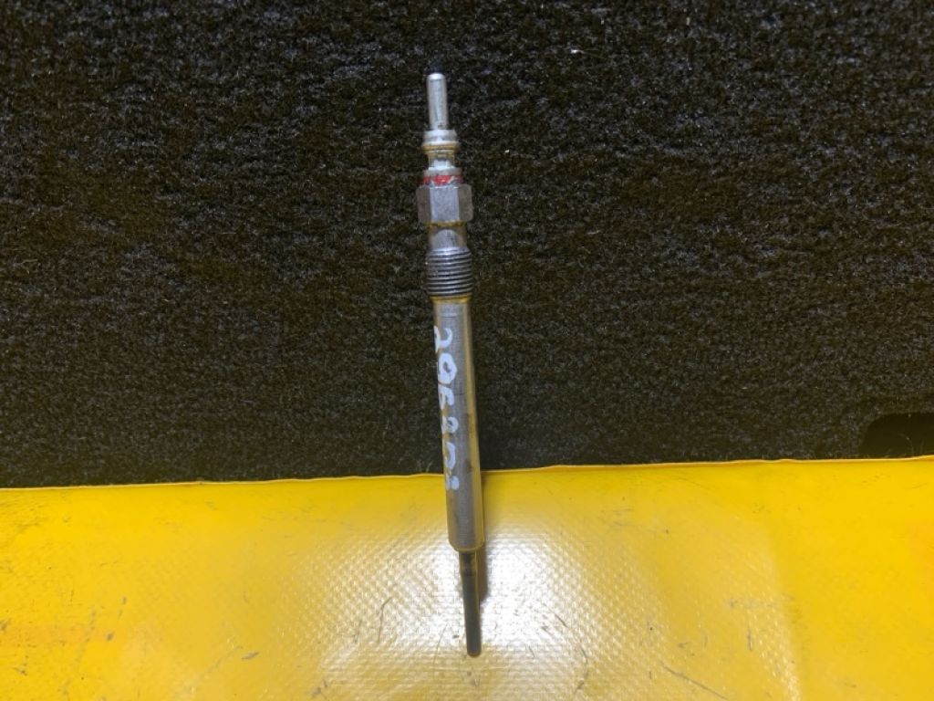 955 170 320 90 | Свічка розжарення PORSCHE CAYENNE 10-18