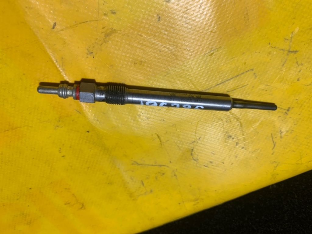 955 170 320 90 | Свічка розжарення PORSCHE CAYENNE 10-18 - Фото 4