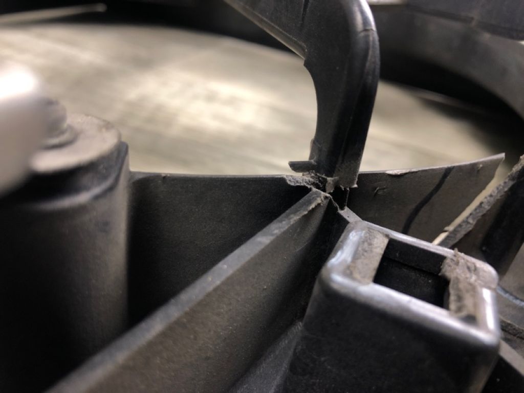 CA27-15-025 | Дифузор вентилятора основного радіатора MAZDA CX-9 06-16 - Фото 7