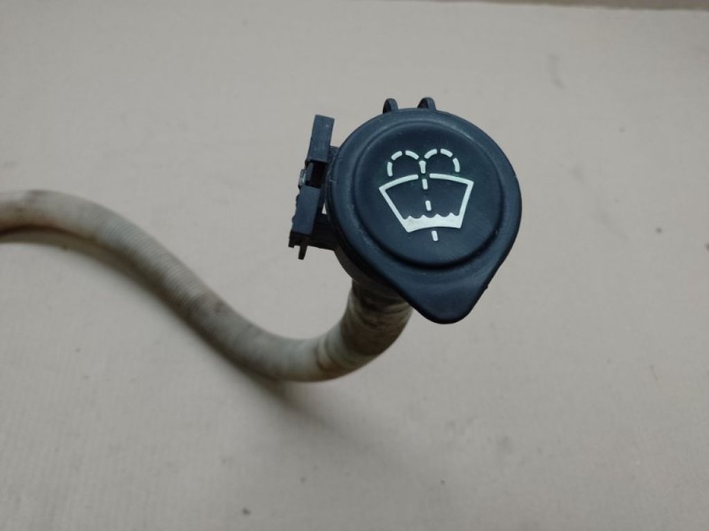 61 66 7 135 409 | Горловина бачка склоомивача BMW 3 SERIES (E90-E93) 2005–2014 - Фото 2
