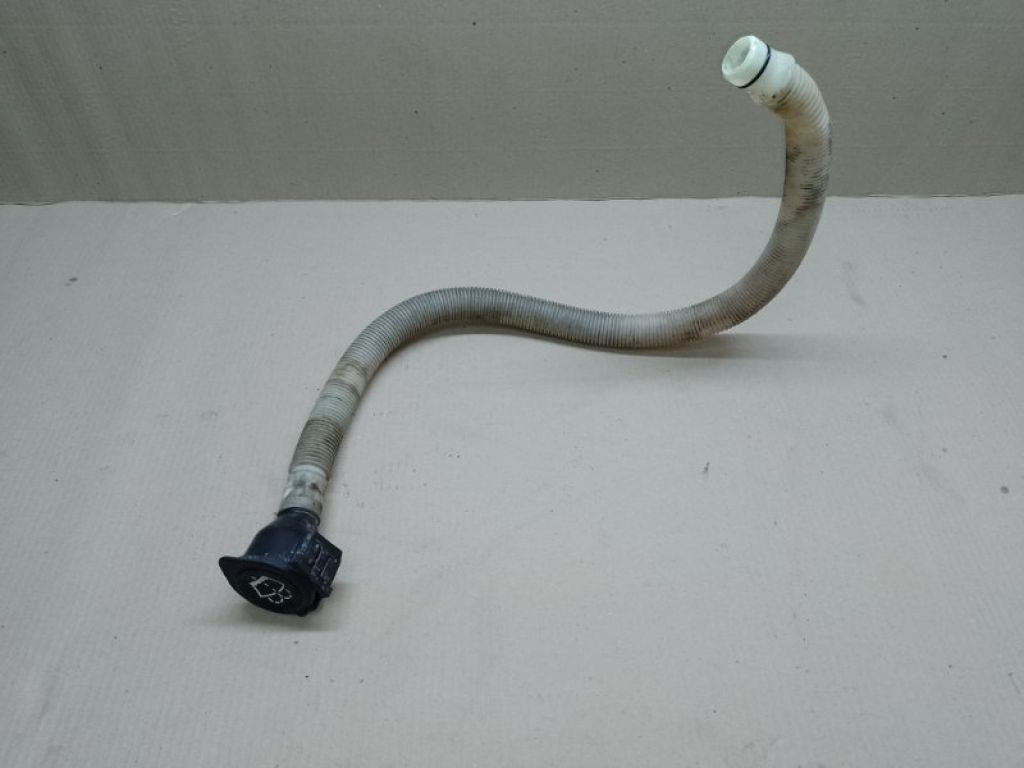 61 66 7 135 409 | Горловина бачка склоомивача BMW 3 SERIES (E90-E93) 2005–2014