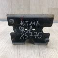 85211JA00A | Кронштейн підсилювача заднього бампера лів. NISSAN ALTIMA L32 07-12