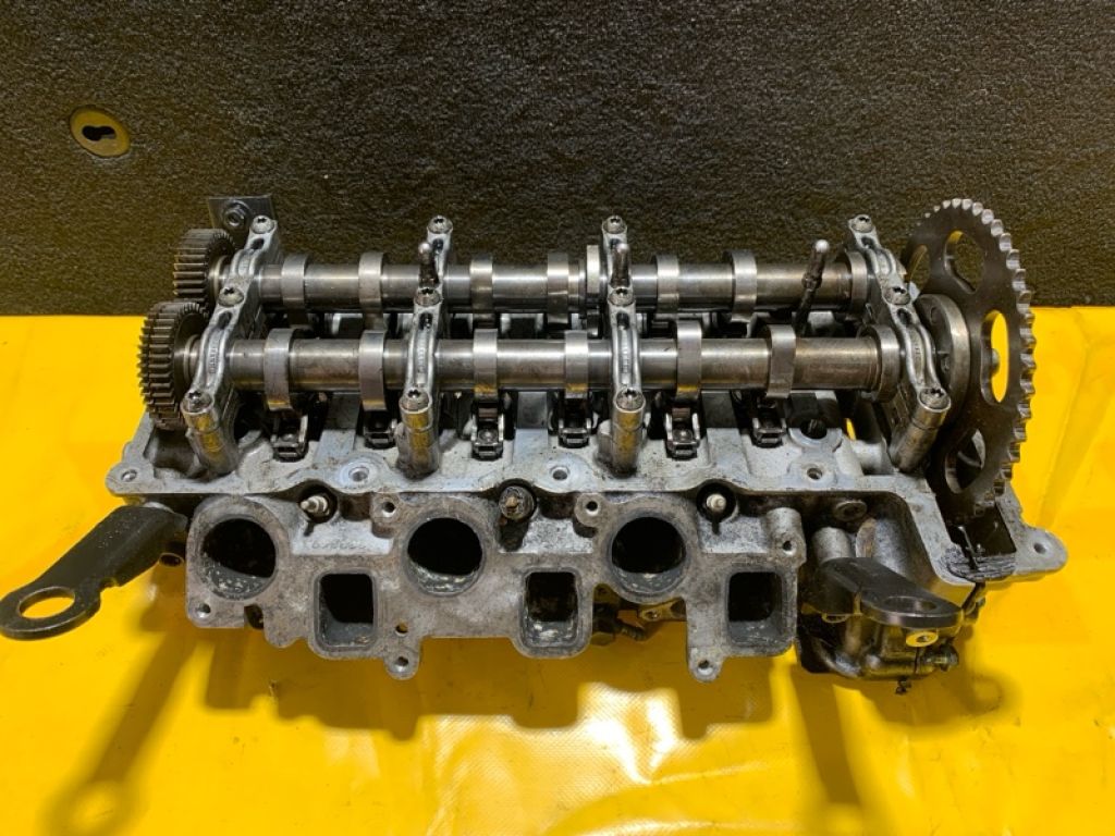 958 104 016 24 | Головка блока цилиндров прав. PORSCHE CAYENNE 10-18