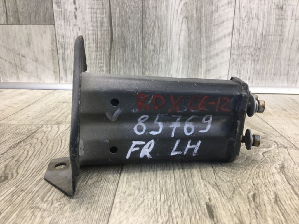 71185-STK-A00ZZ | Кронштейн усилителя переднего бампера лев. ACURA RDX 06-12