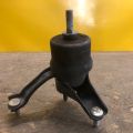 123720V020 | Подушка двигателя лев. TOYOTA CAMRY 50 12-15 - Превью 3