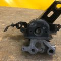 1230537160 | Подушка двигуна прав. LEXUS CT200 11-17 - Прев'ю 5