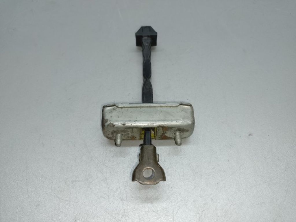 68640-AC021 | Обмежувач дверей задн. лів. TOYOTA AVALON 05-12