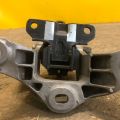 D10G-39-070A | Подушка АКПП MAZDA CX-3 14-18 - Прев'ю 10