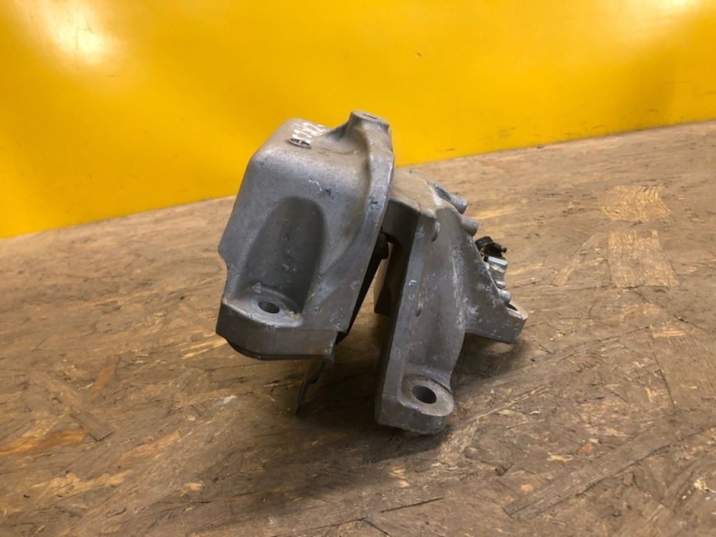 Подушка АКПП MITSUBISHI ECLIPSE CROSS 17-20 - Фото 6
