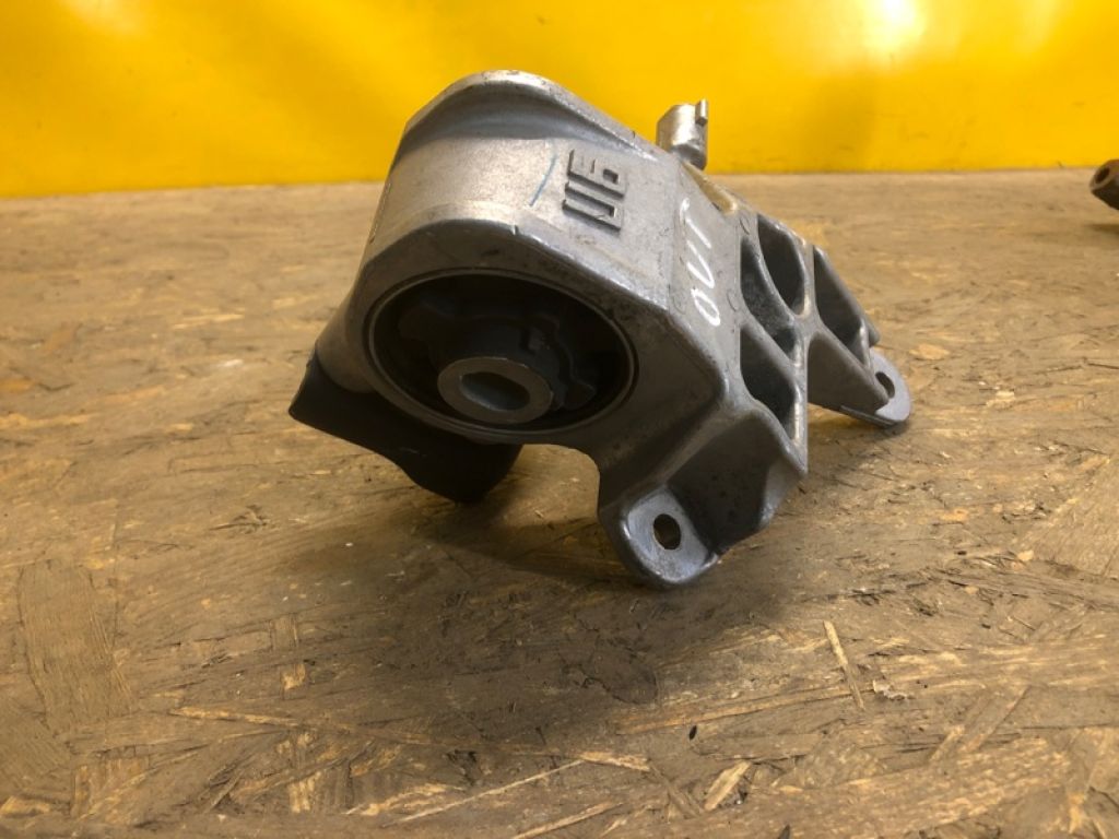 Подушка двигателя TOYOTA RAV4 00-05 - Фото 5