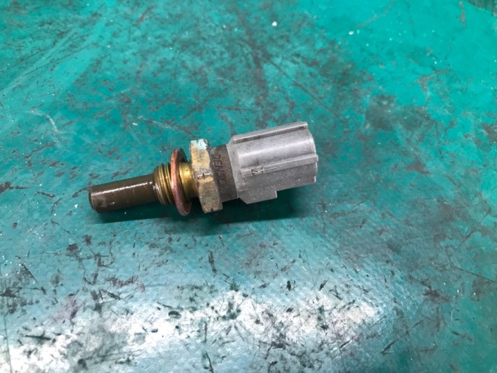 B593-18-840A | Датчик температури охолоджувальної рідини MAZDA 3 BL 09-13