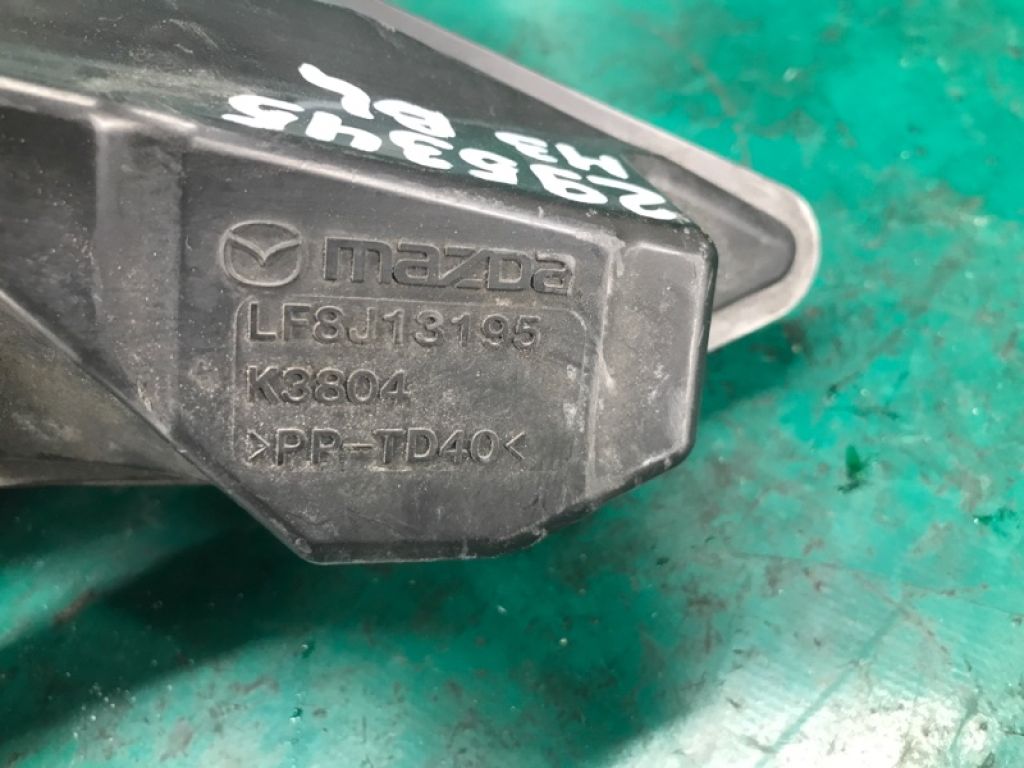 LF8J-13-221A | Патрубок воздушного фильтра MAZDA 3 BL 09-13 - Фото 3