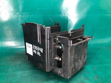 Короб аккумулятора MAZDA 3 BL 09-13