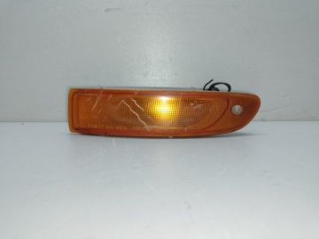 Повторитель поворота в бампер лев. MAZDA XEDOS 9 X9 (TA) 93-02