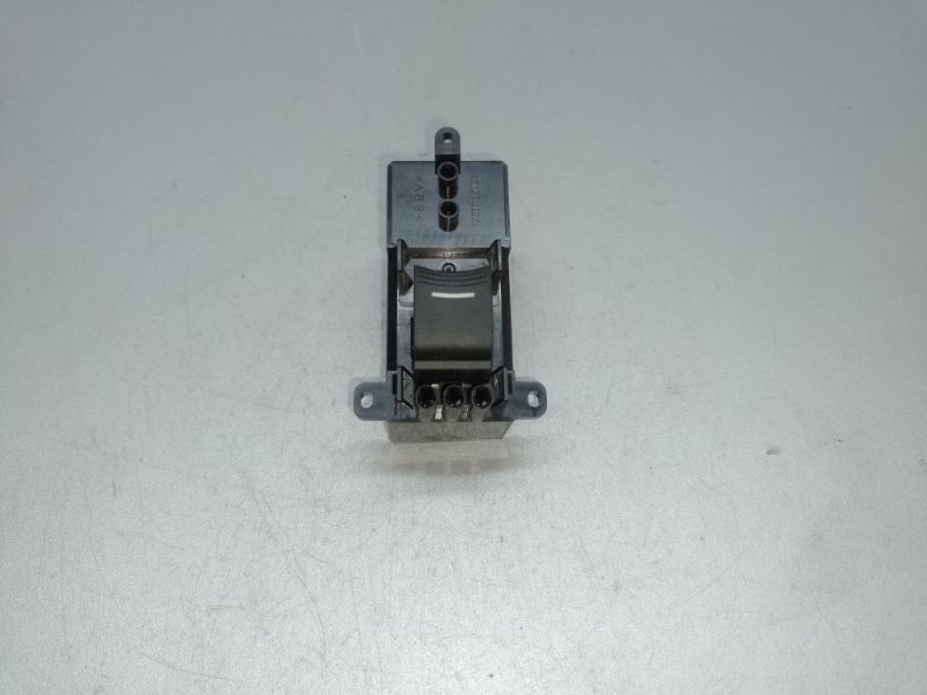 35770-TZ3-A01 | Кнопка стеклоподъемника задн. прав. ACURA TLX 14-17